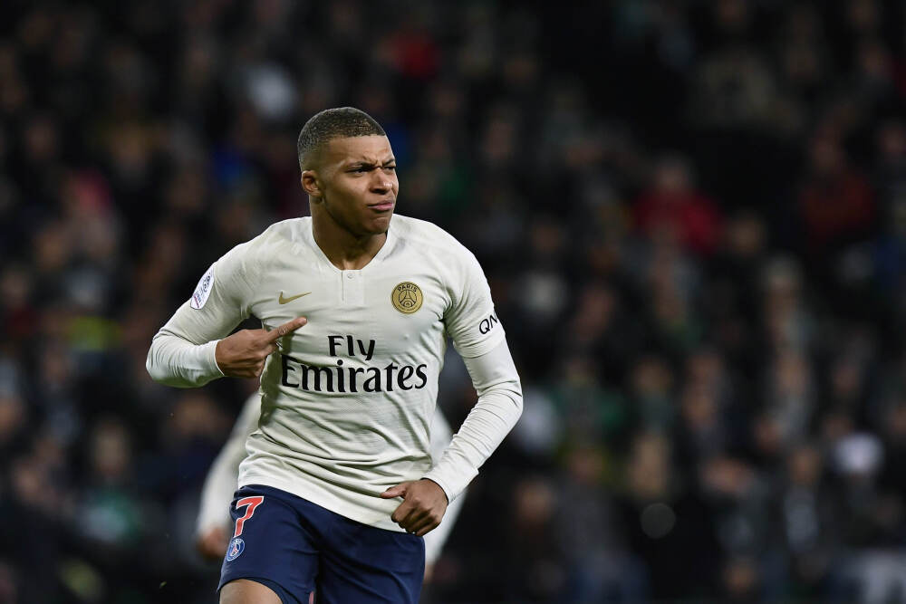 我国保持货物贸易第一大国地位